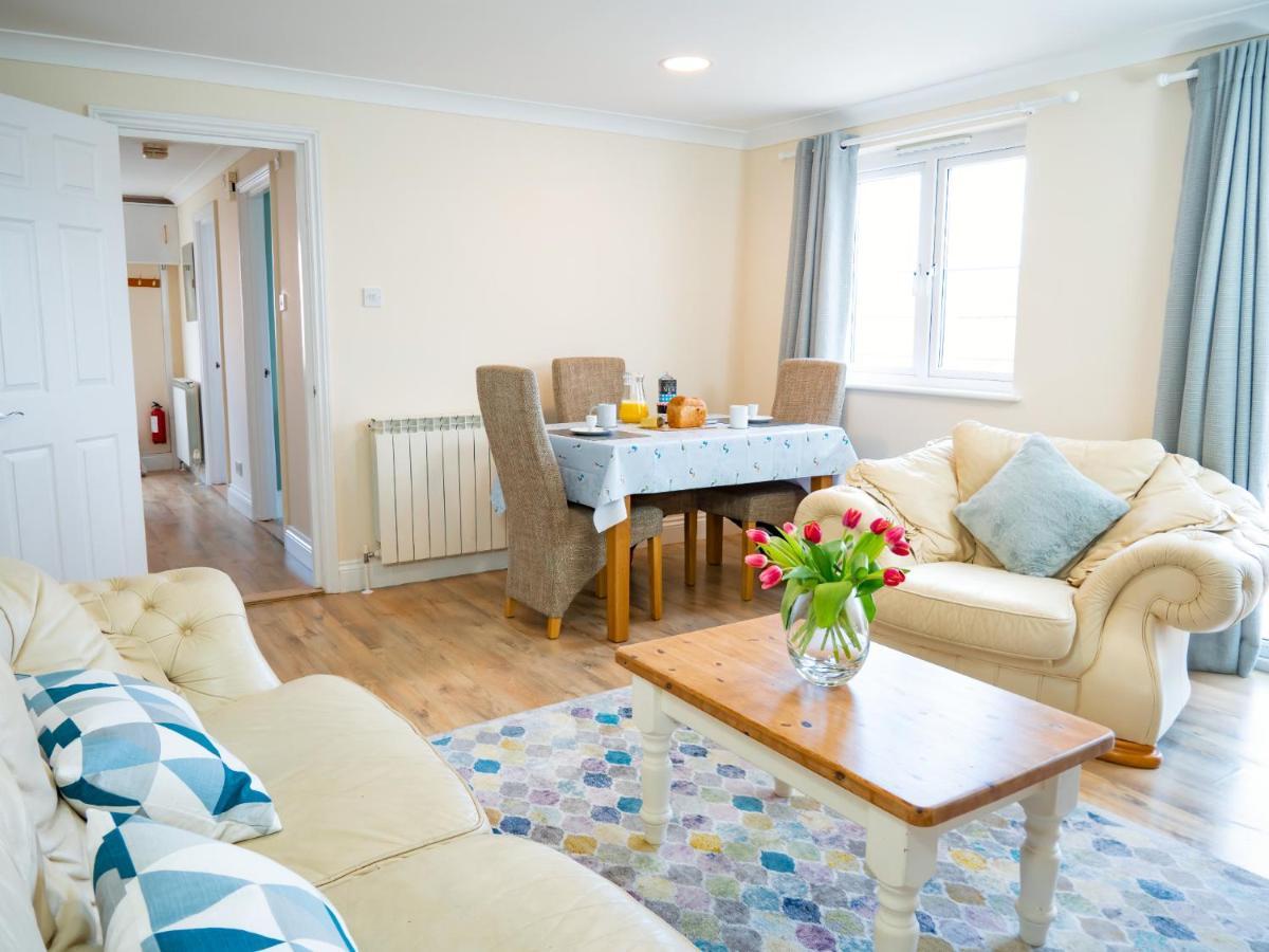 Ellingham Self-Catering Cottages Saint Peter Port Extérieur photo