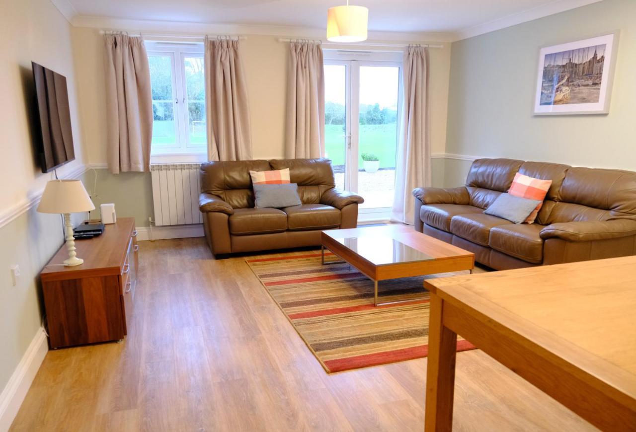 Ellingham Self-Catering Cottages Saint Peter Port Extérieur photo