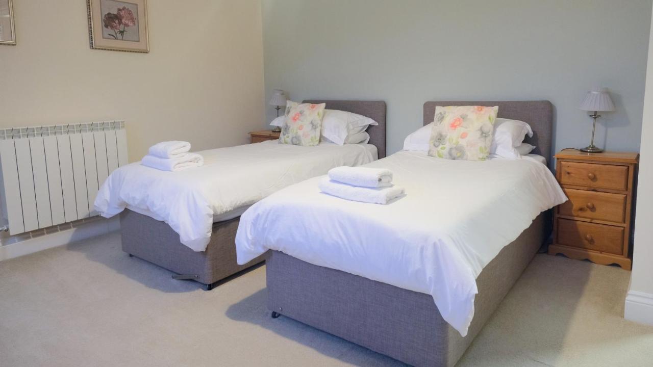 Ellingham Self-Catering Cottages Saint Peter Port Extérieur photo