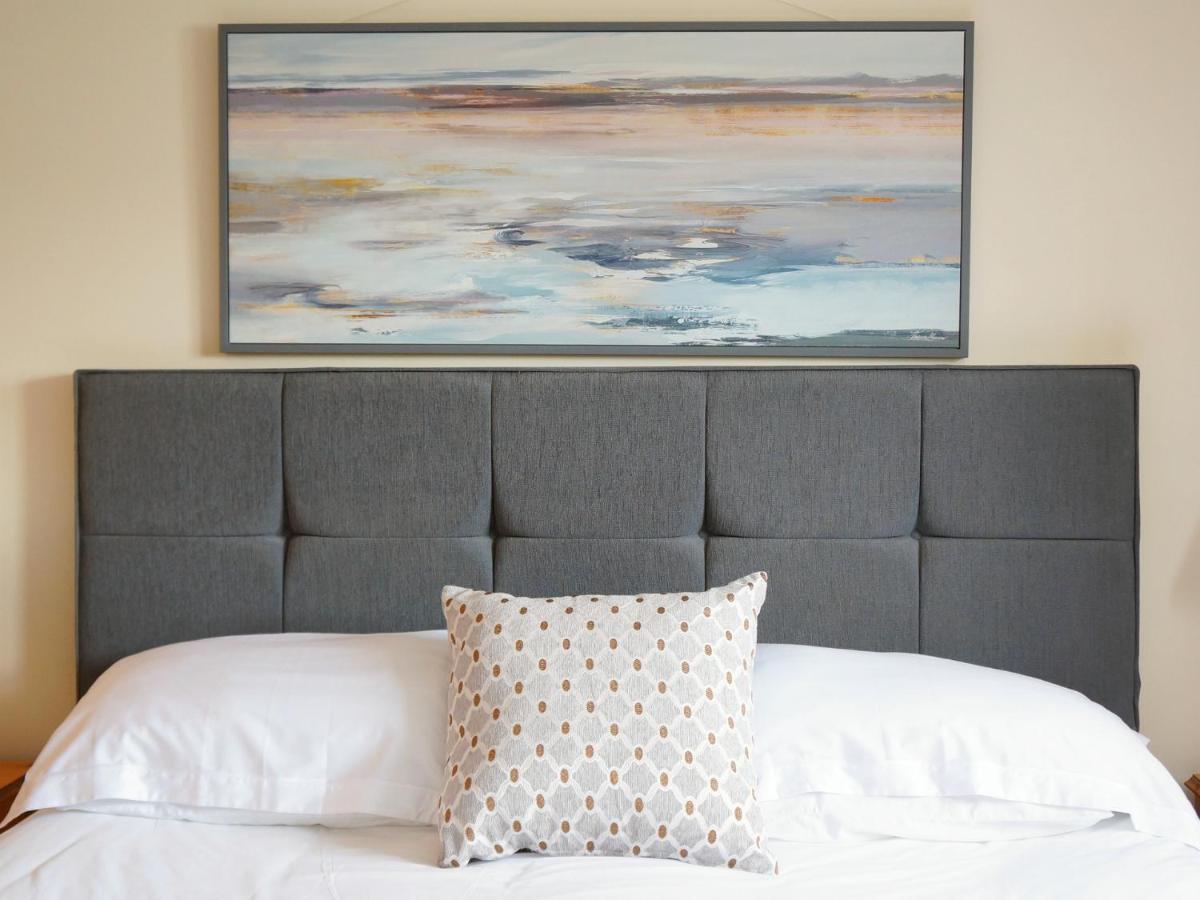 Ellingham Self-Catering Cottages Saint Peter Port Extérieur photo