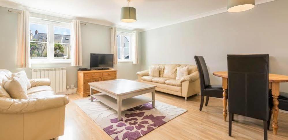 Ellingham Self-Catering Cottages Saint Peter Port Extérieur photo